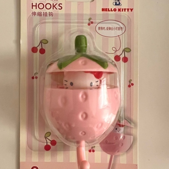 Sanrio Hello Kitty 🍓 Hook - Picture 2 of 3